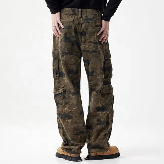 Camouflage cargo pants with multiple flap pockets