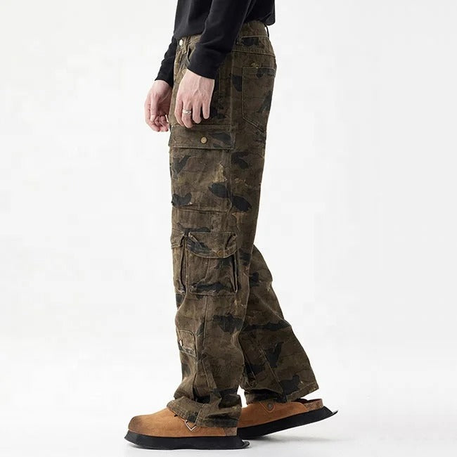 Camouflage cargo pants with multiple flap pockets