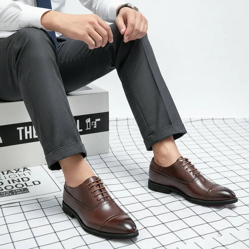Men's Lace-Up Oxford Shoes - Classic Formal Style