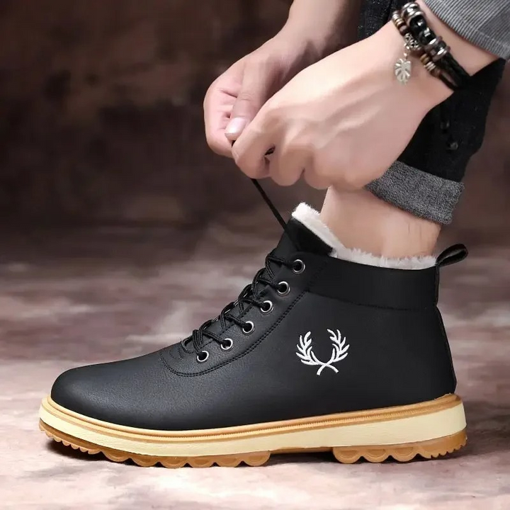 Men's Winter Boots with Fleece Lining and Slip-Resistant Sole