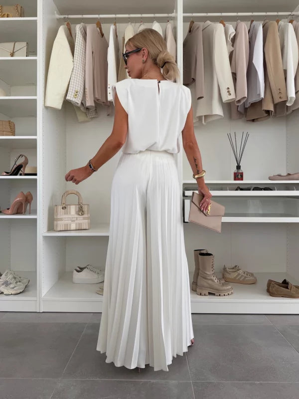 Women's 2-Piece Coordinated Set - Elegant Flowing Silhouette