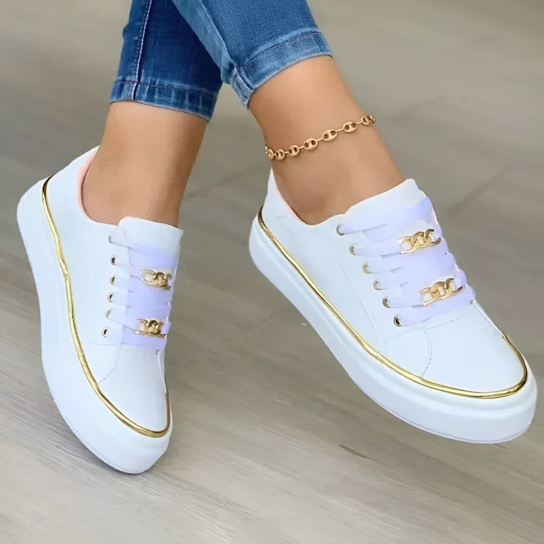 Women's Comfort Slip-On Sneakers in white, Effortless Everyday Style