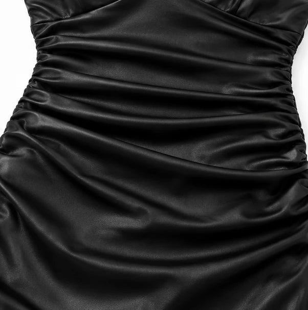 Women's Deep V-Neck Ruched Mini Dress - Black