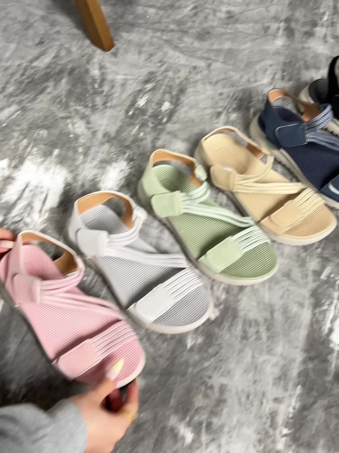 Women's Everyday Comfort Sandals - Adjustable Straps