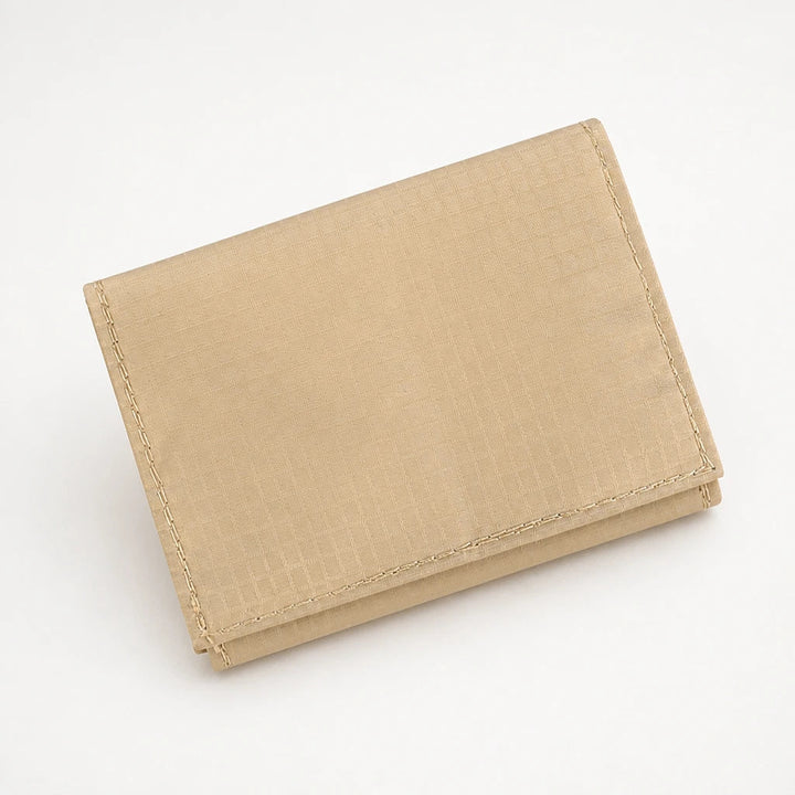Women's Hidden Travel Pouch in khaki, Belt-Mounted Security