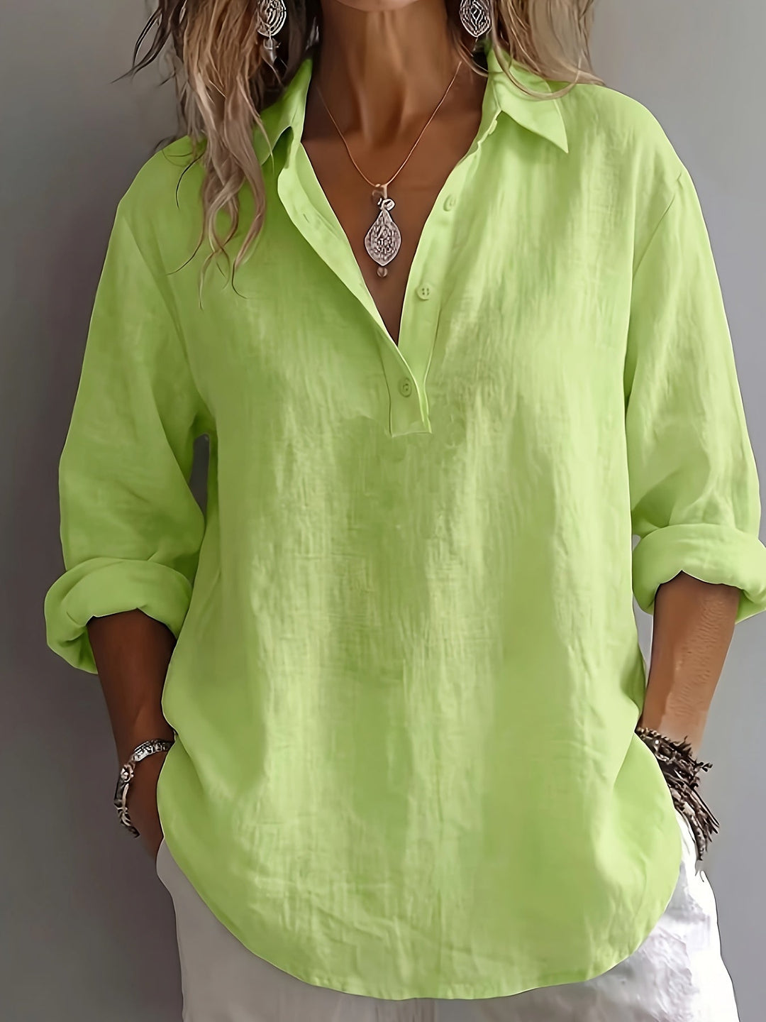 Women's Relaxed Collared Blouse - Effortless Elegance
