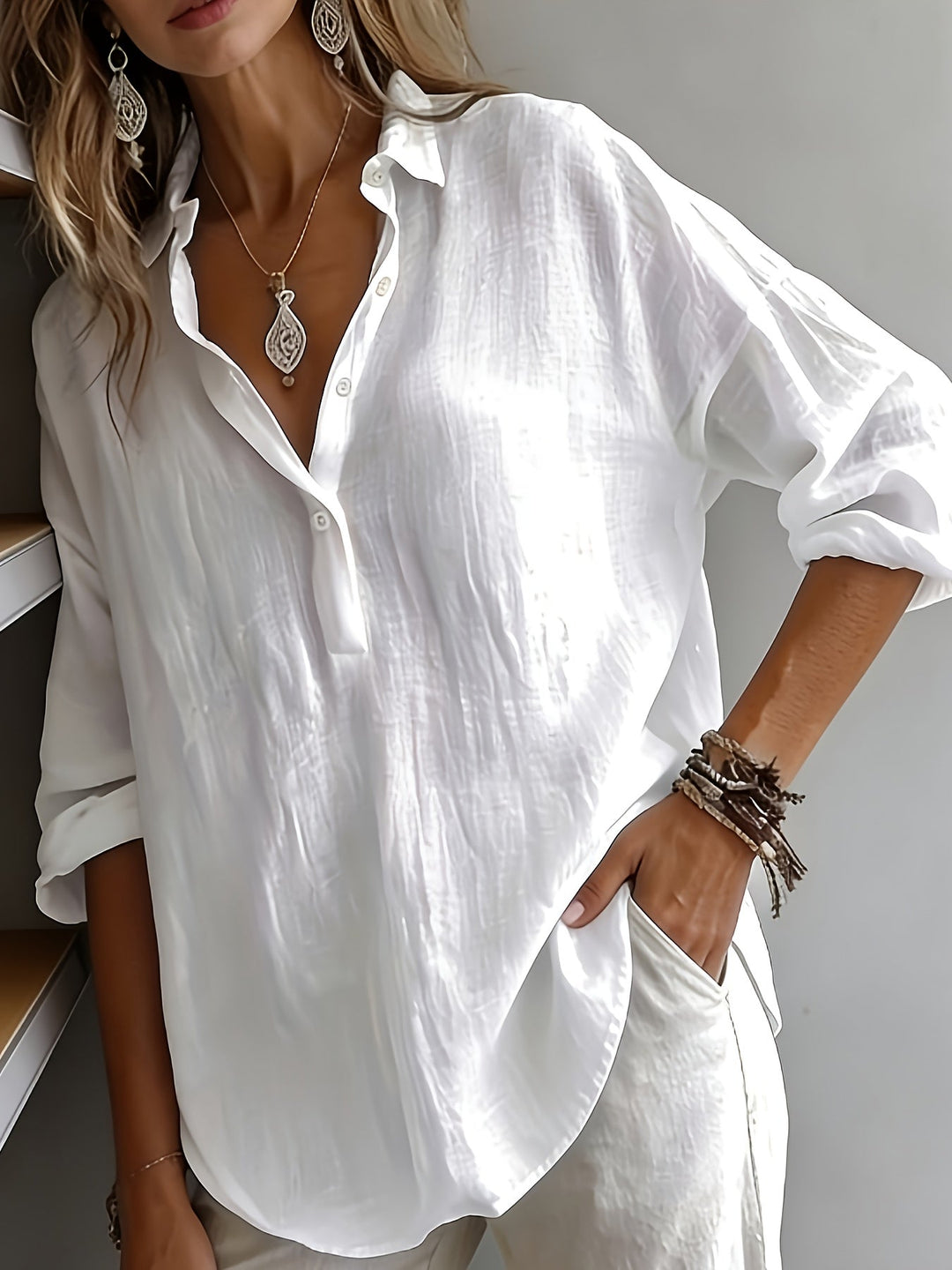 Women's Relaxed Collared Blouse - Effortless Elegance